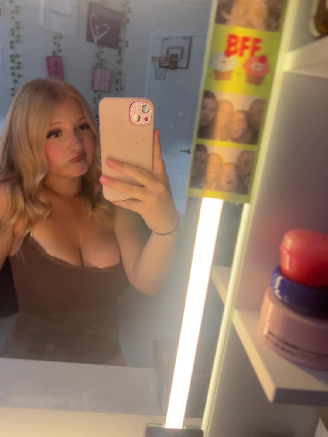 @𝓐𝓵𝓵𝓸𝓻𝓪.💕
