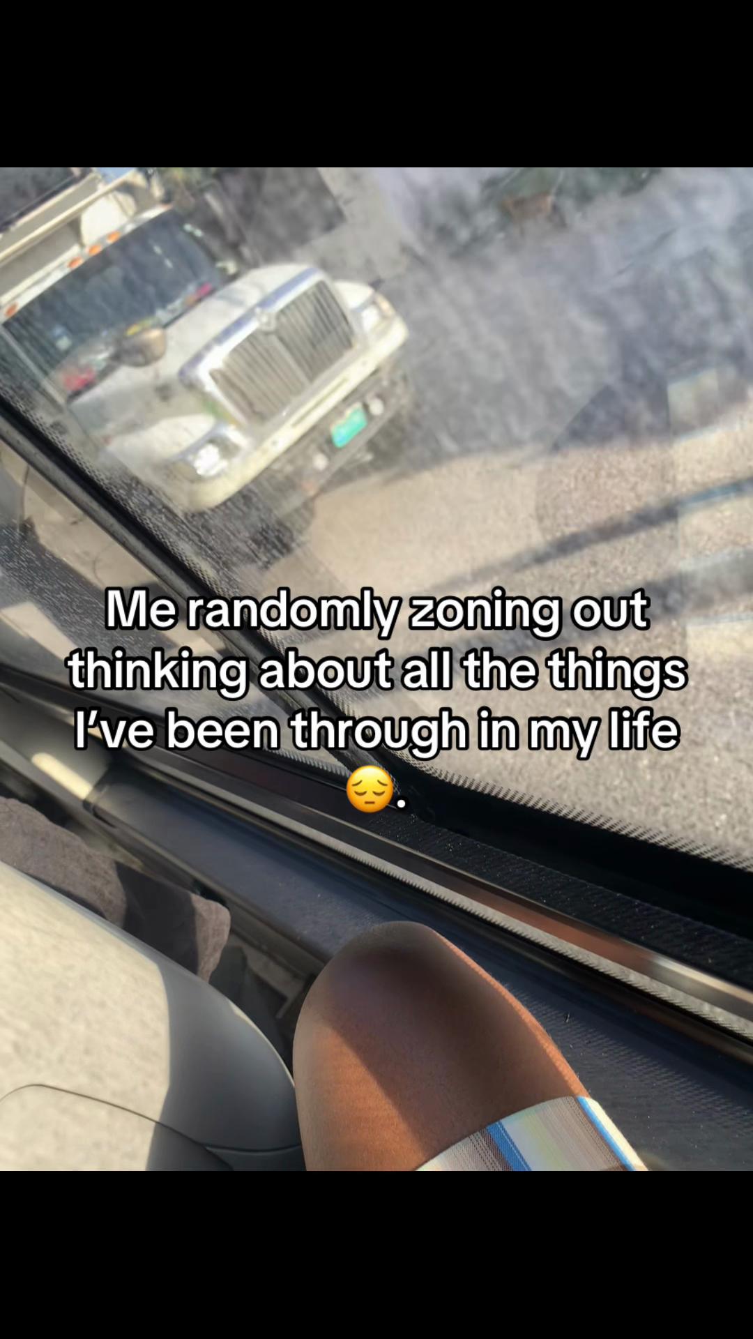 @👤