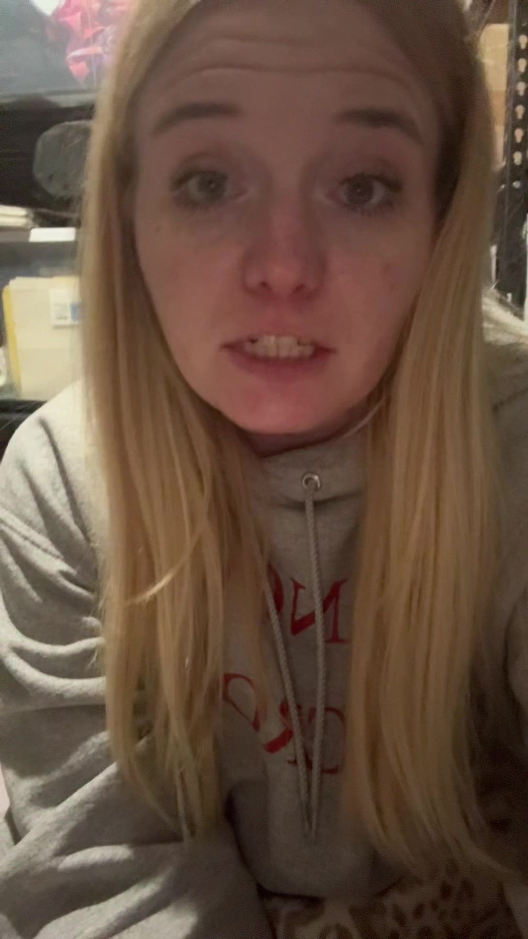 @kikifarrow