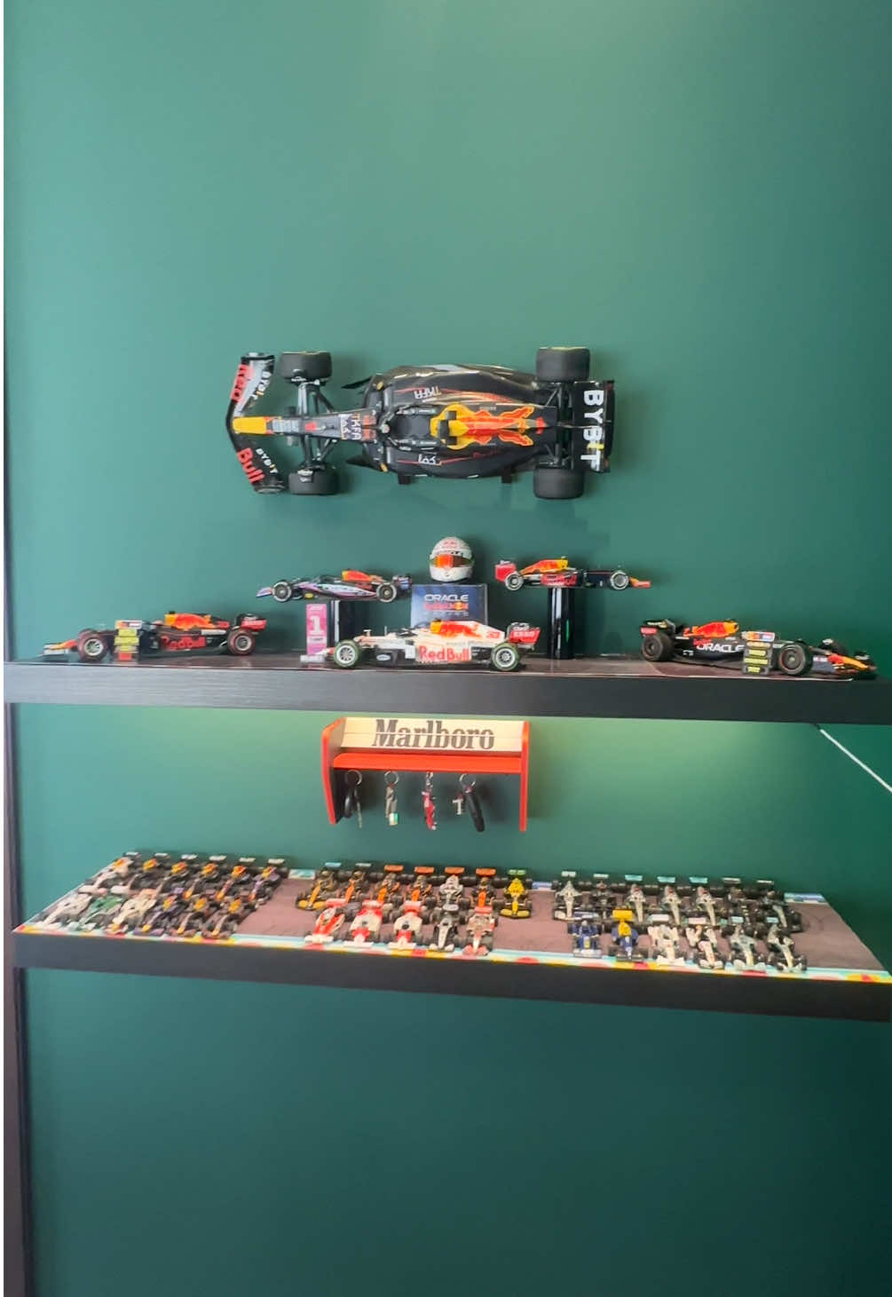 @F1 DIECAST OFFICE