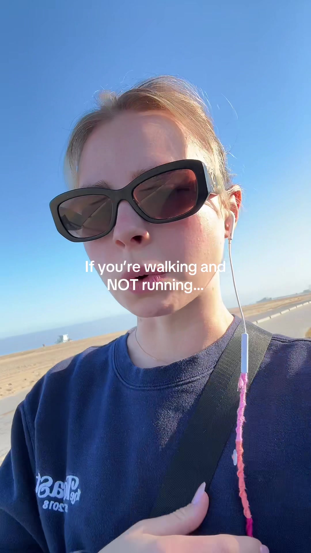 @Mia Lind | Hot Girl Walk®