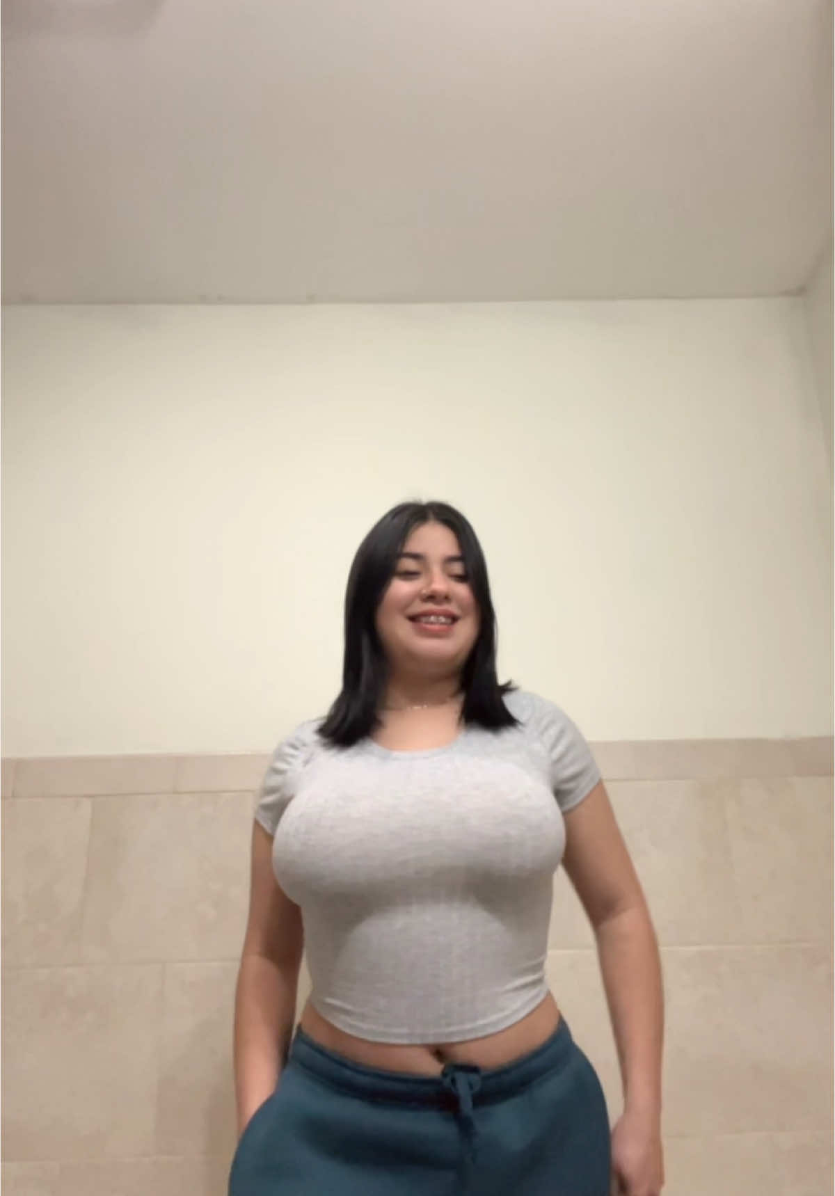 @Monica._.us