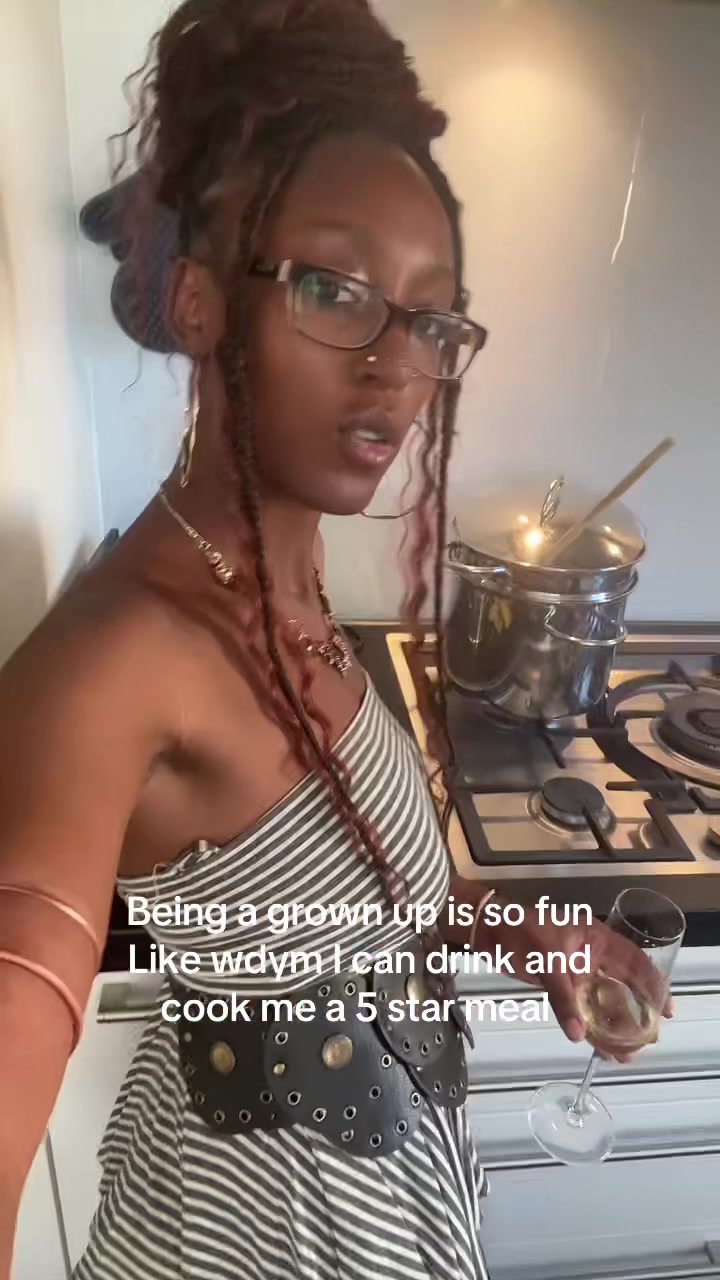 @Aidena._ak
