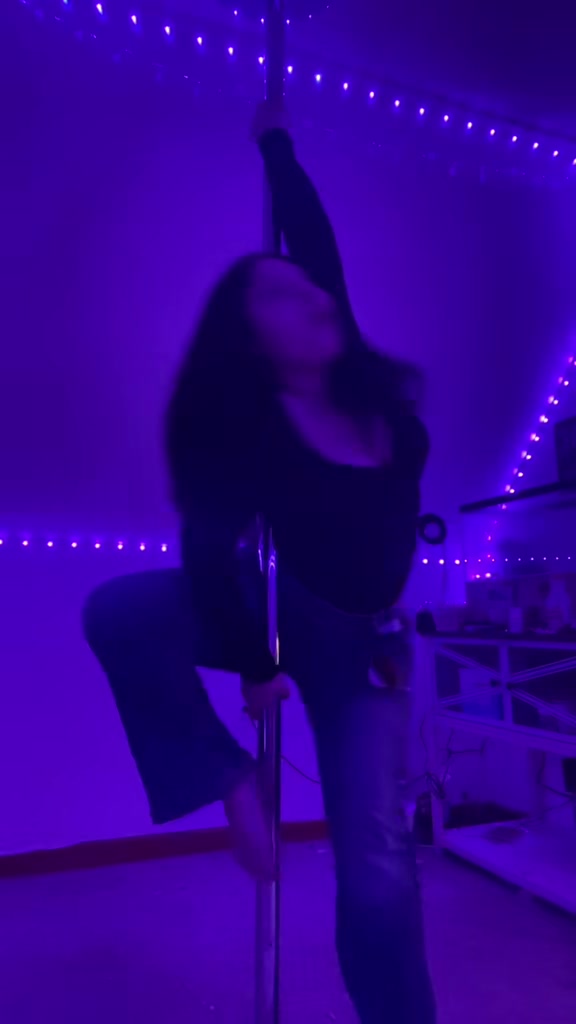 @areana garcia🌑💫