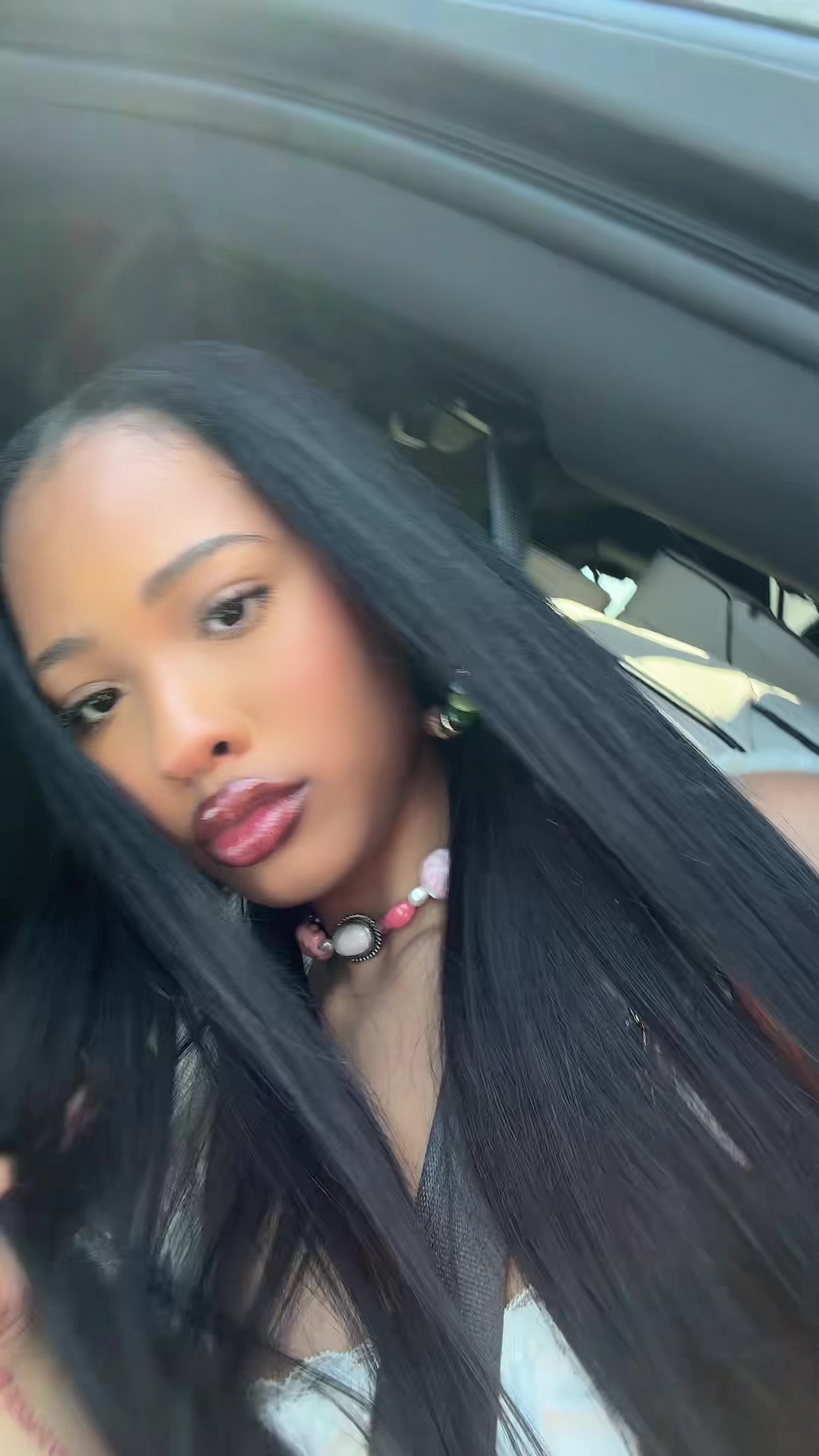 @theangelcharlii