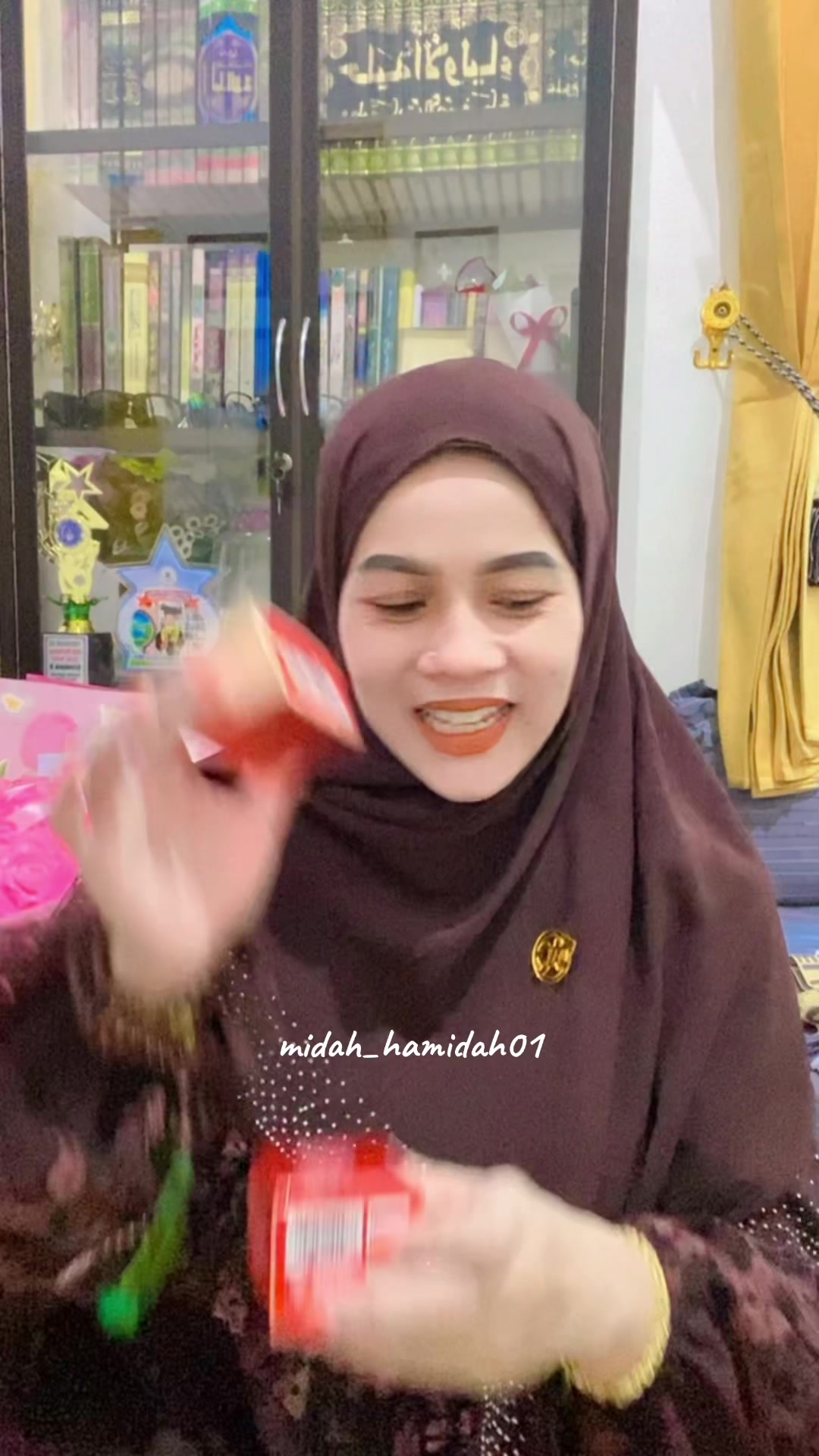 @midah_hamidah01