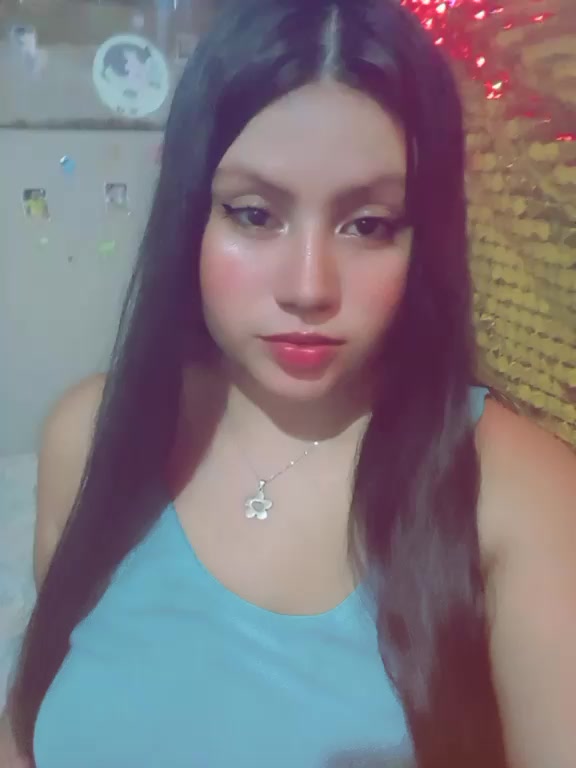 @Ashly🤎🎀