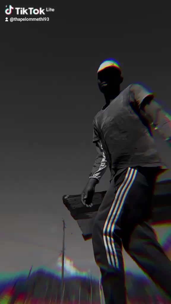 @Tshephoss24