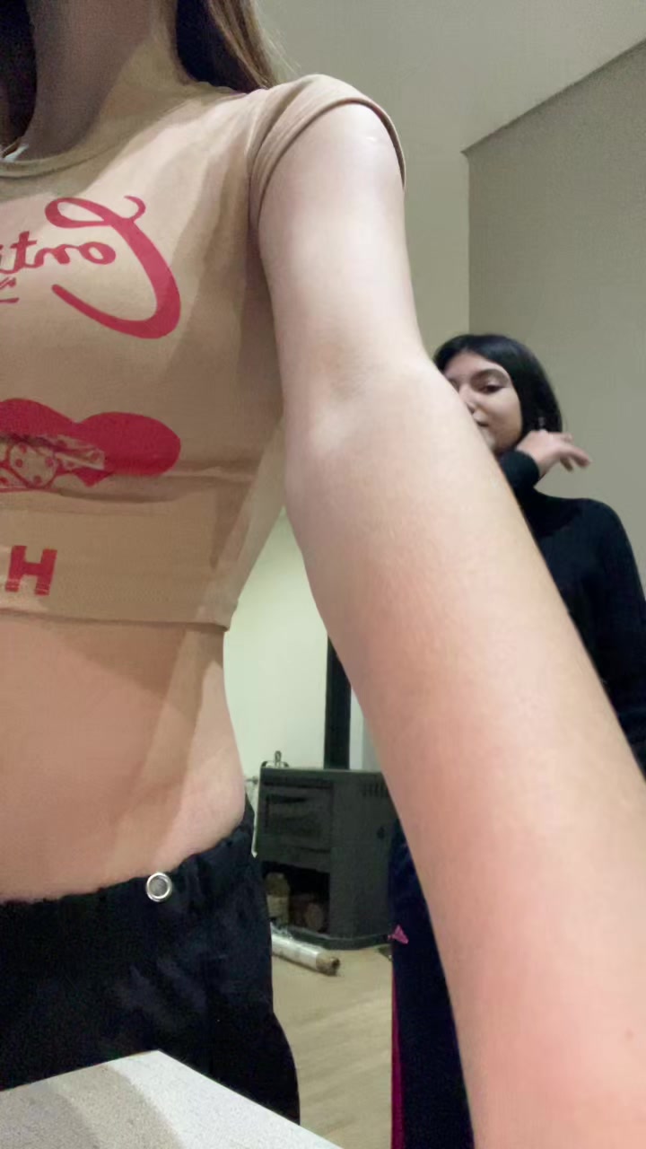 @d3lf1na