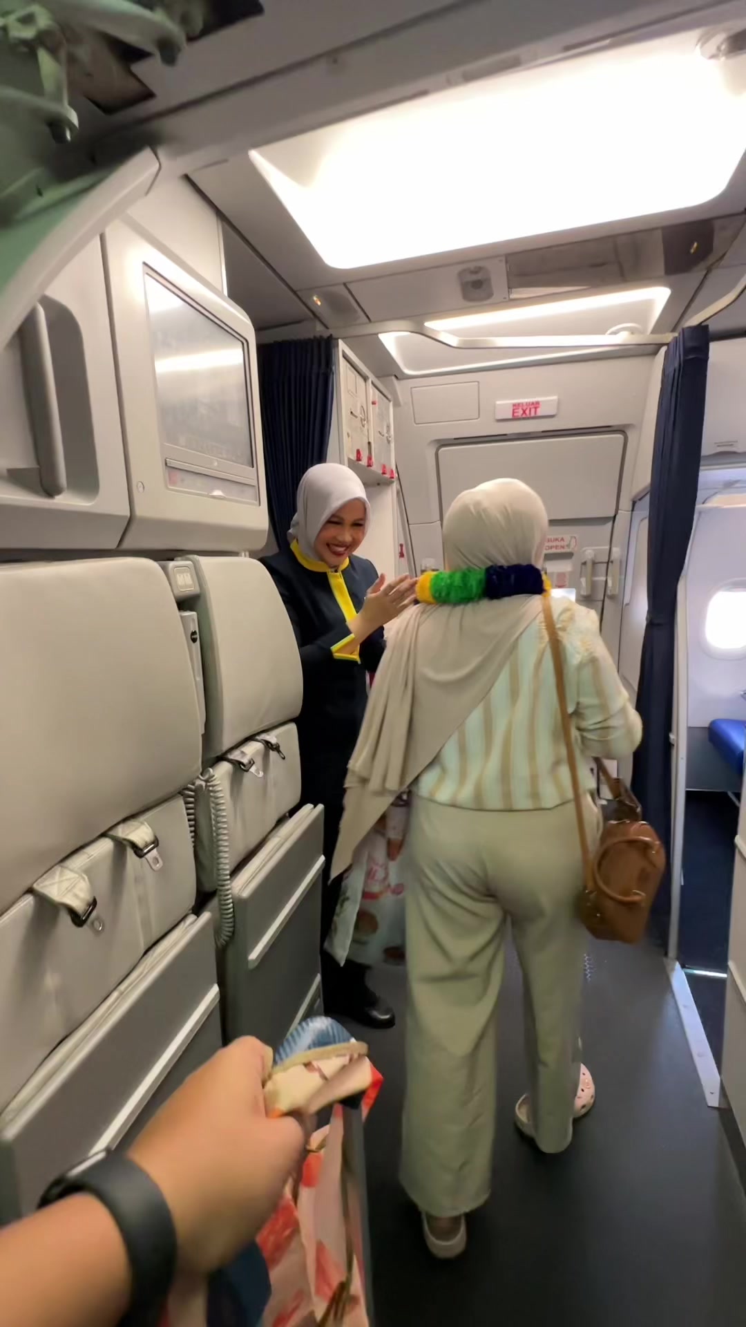 @M R S A 👨&zwj;✈️ ✈️ 🇲🇨