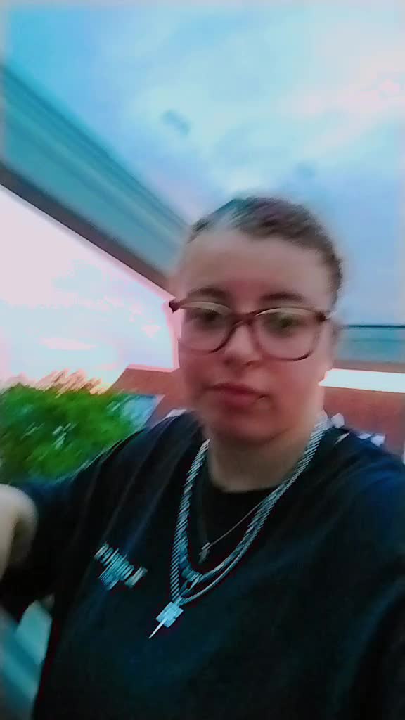 @Leann21_68🏳️🌈♀️👭