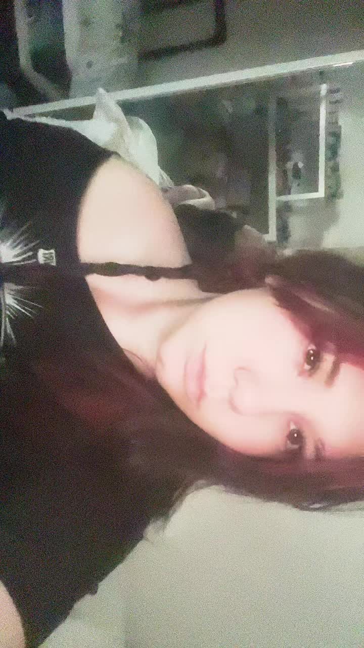 @Lily🥀