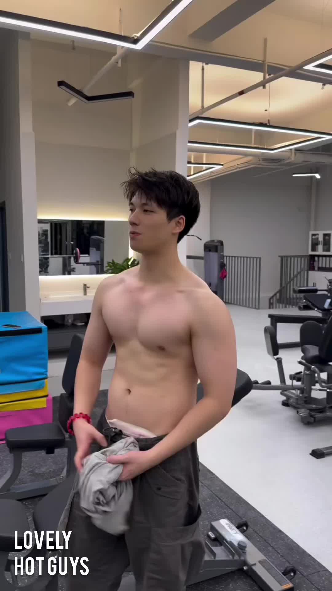 @Boys_Charm