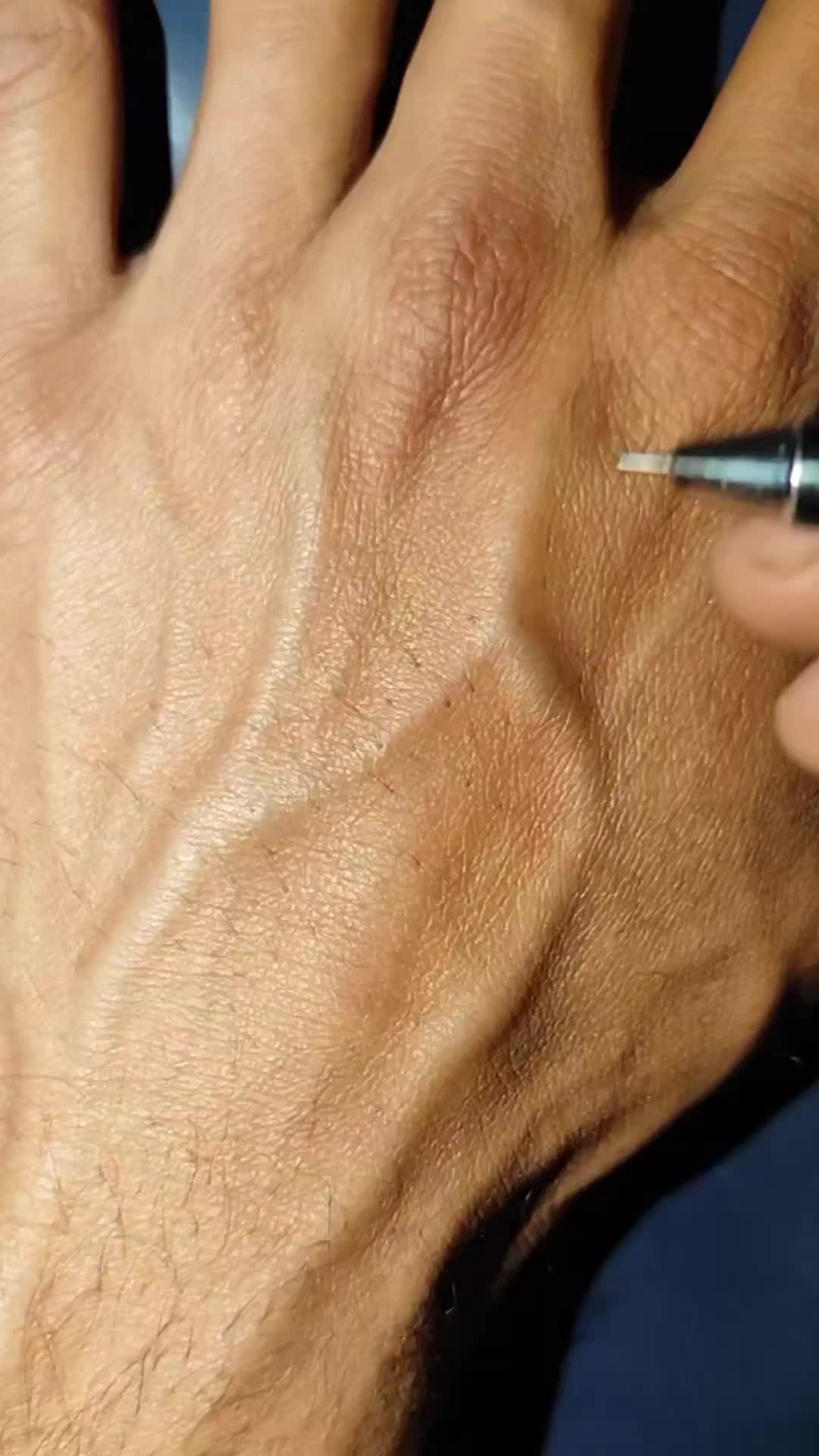 @Awarts111