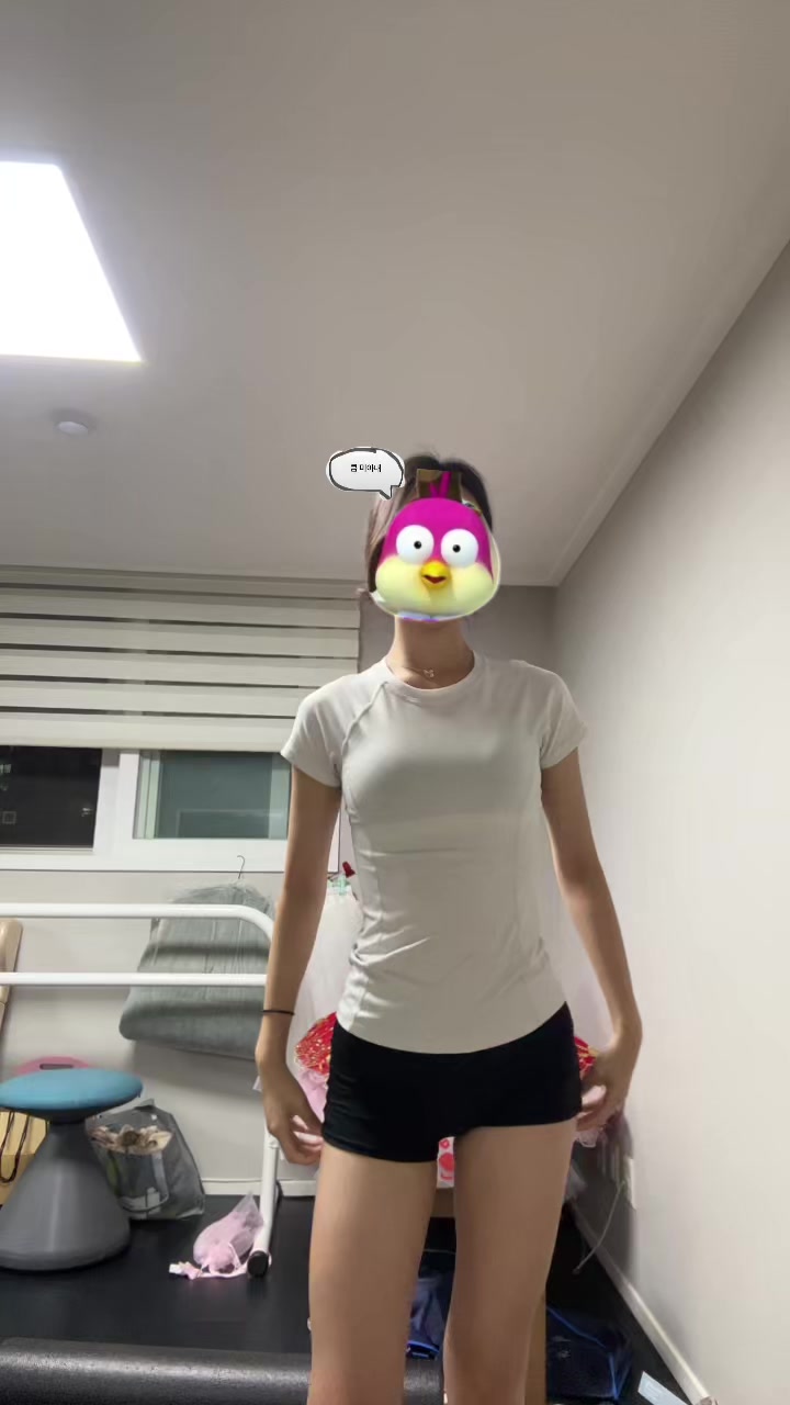 @🫢