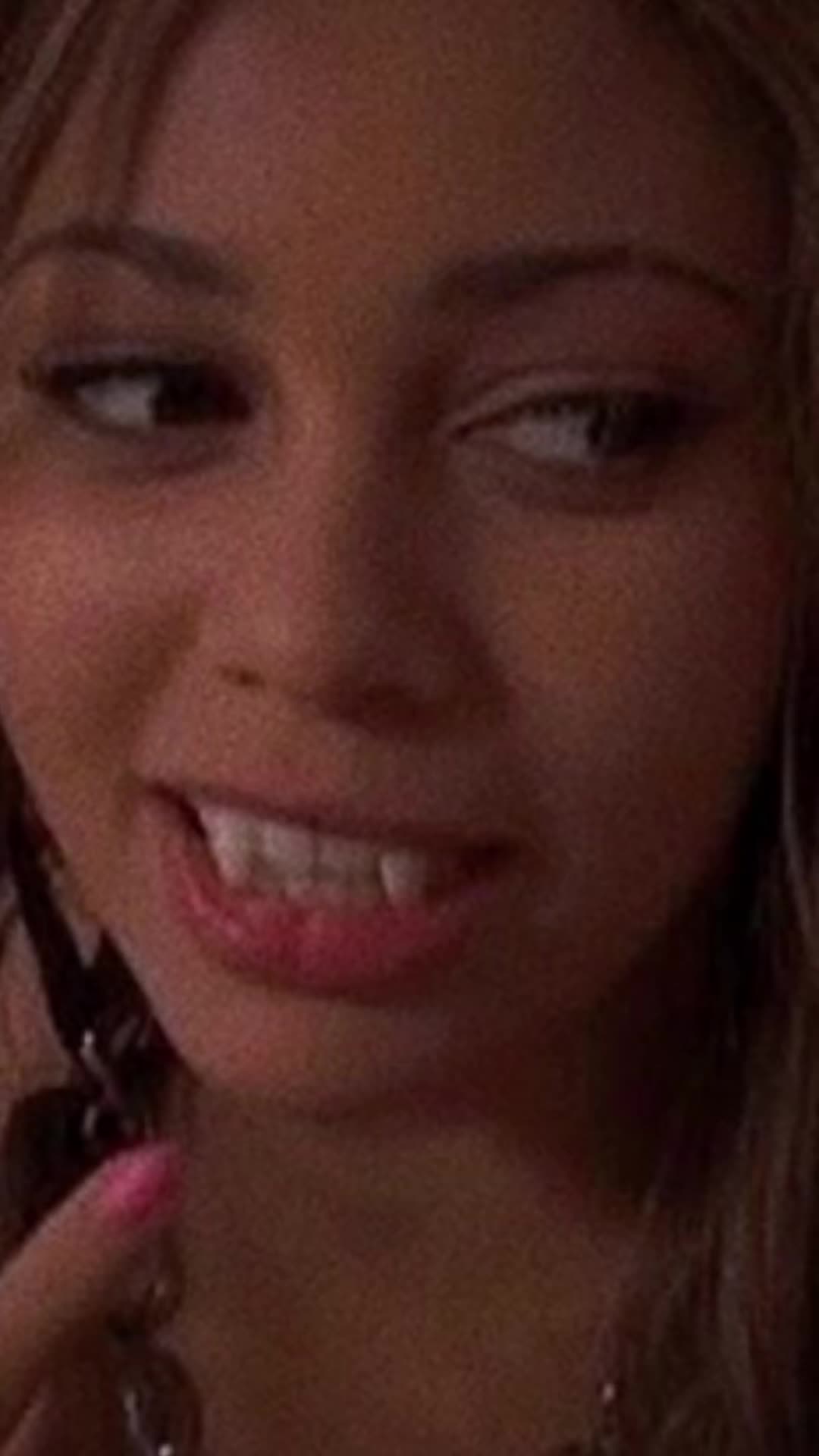 @q
