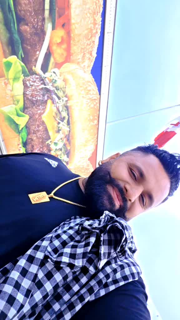 @LUCKY NIJJAR