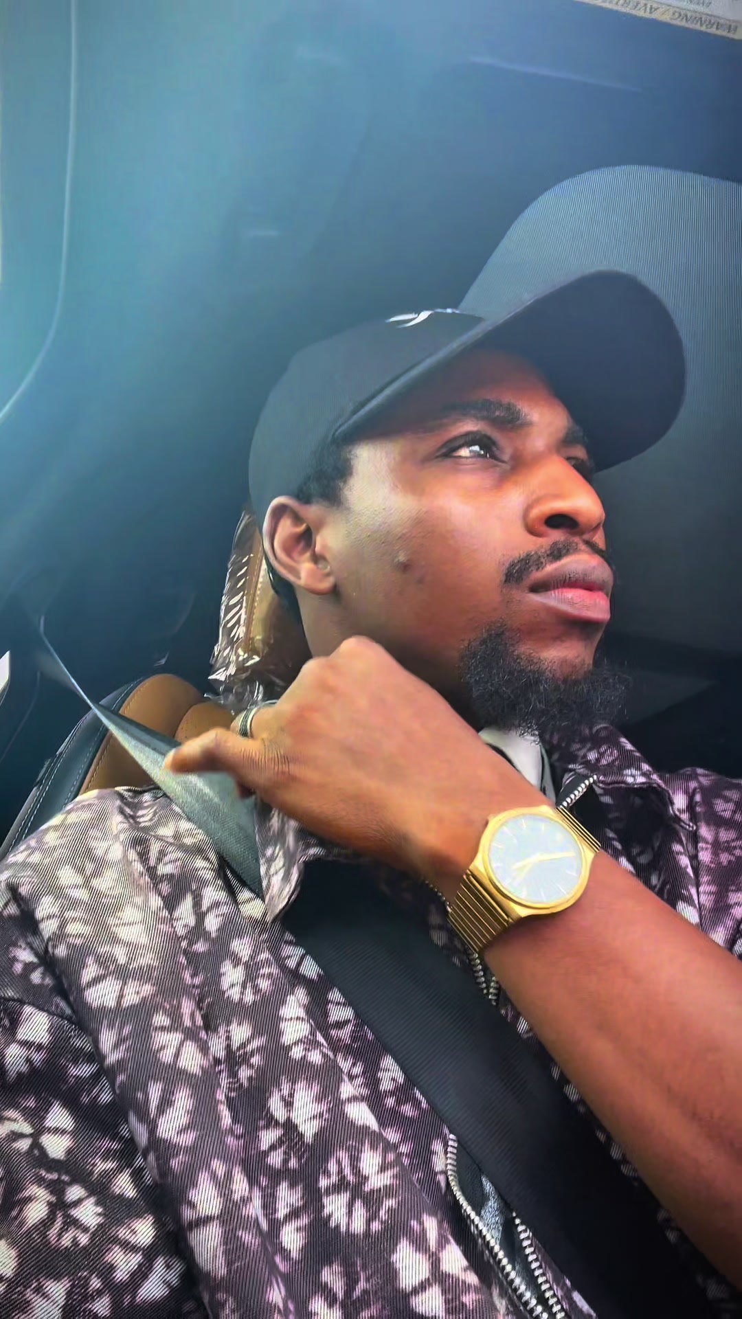@Okiking | Creative Director