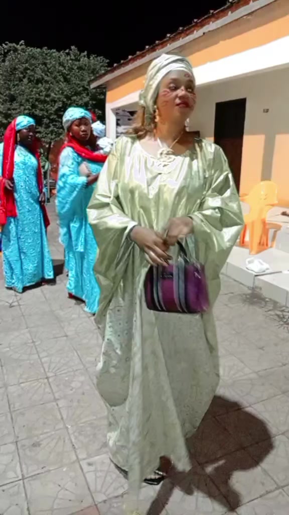 @Fatimat Zara dame djamanan 🥰
