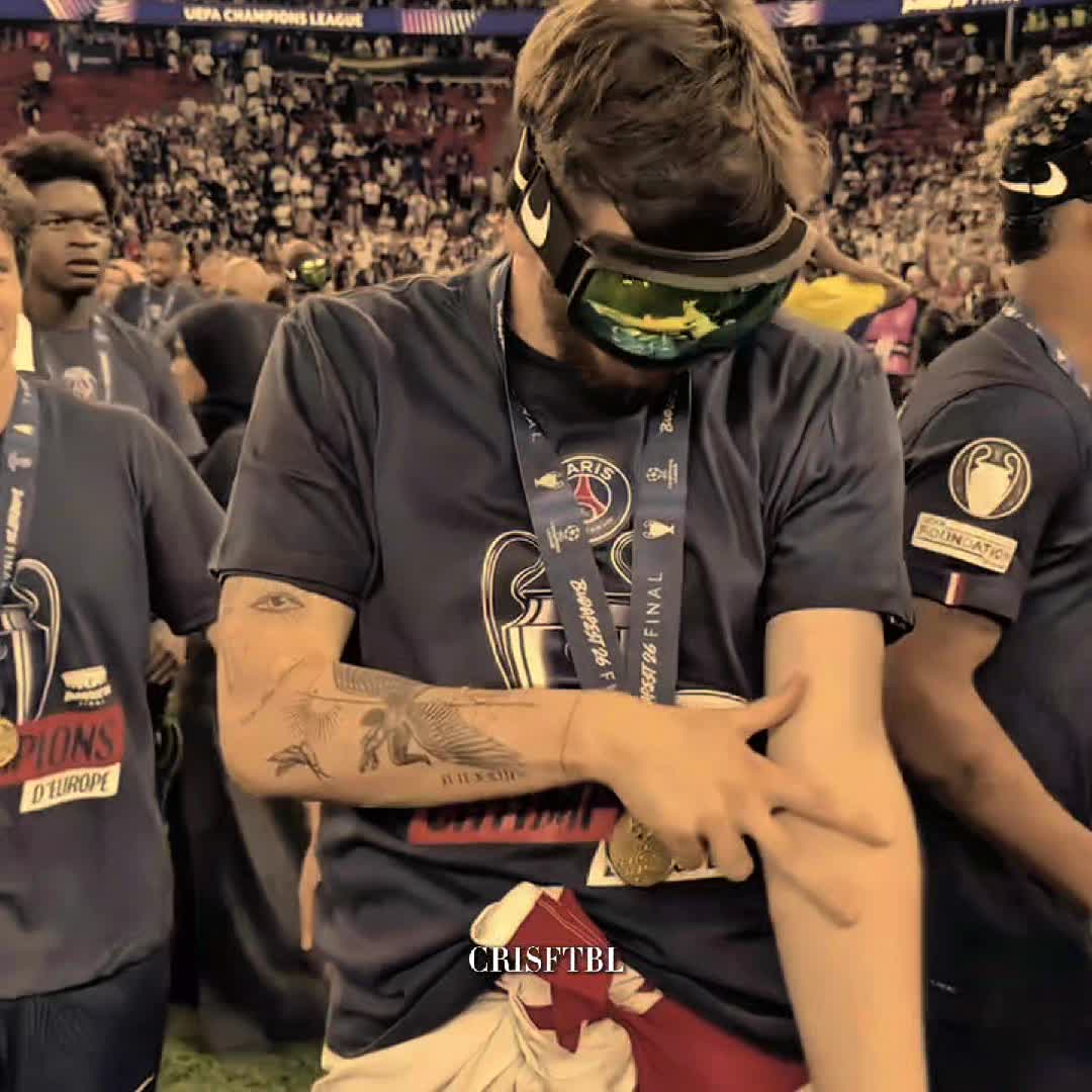 @𝘊𝘙𝘐𝘚𝘍𝘛𝘉𝘓⁷