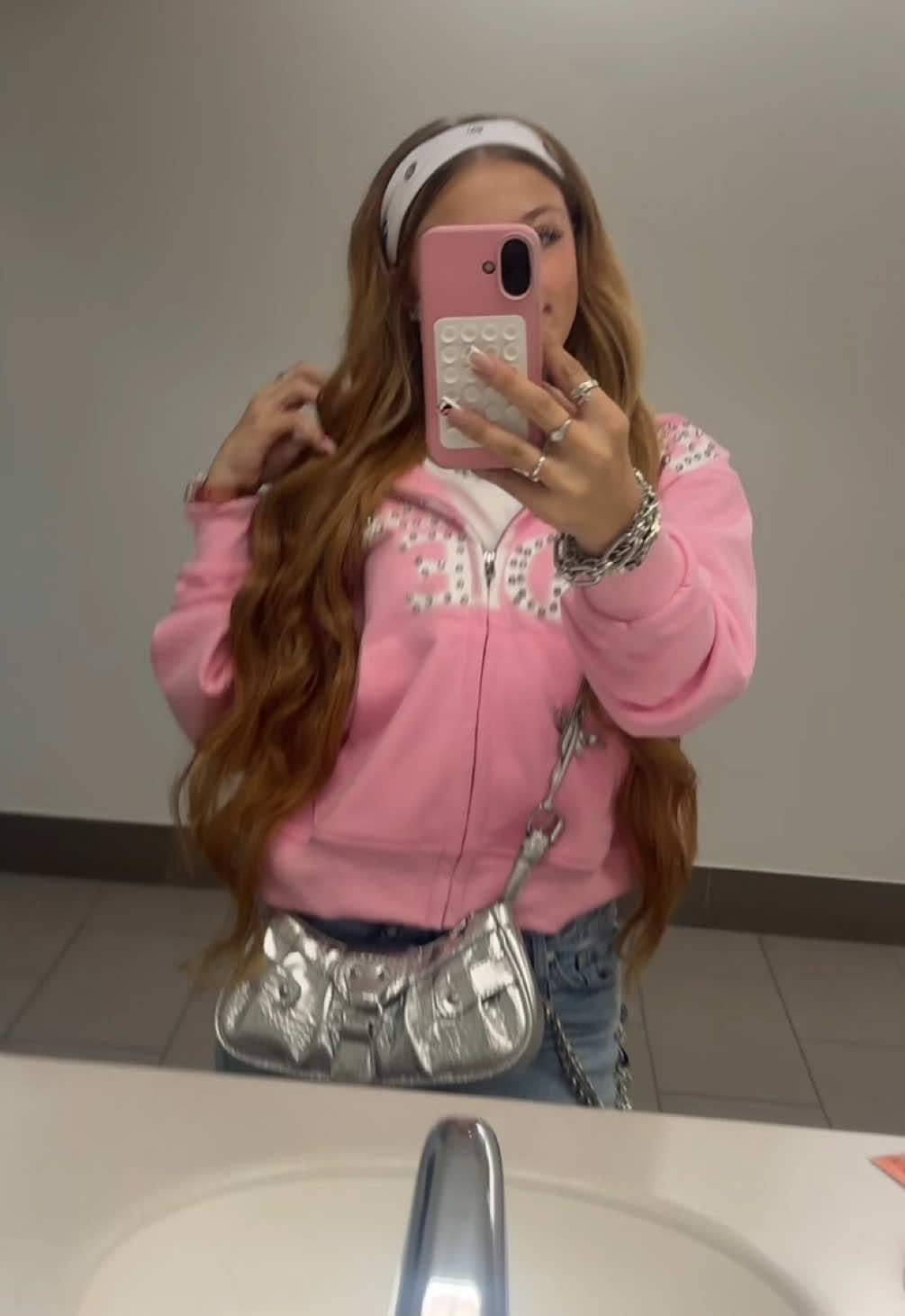 @Thtgirll