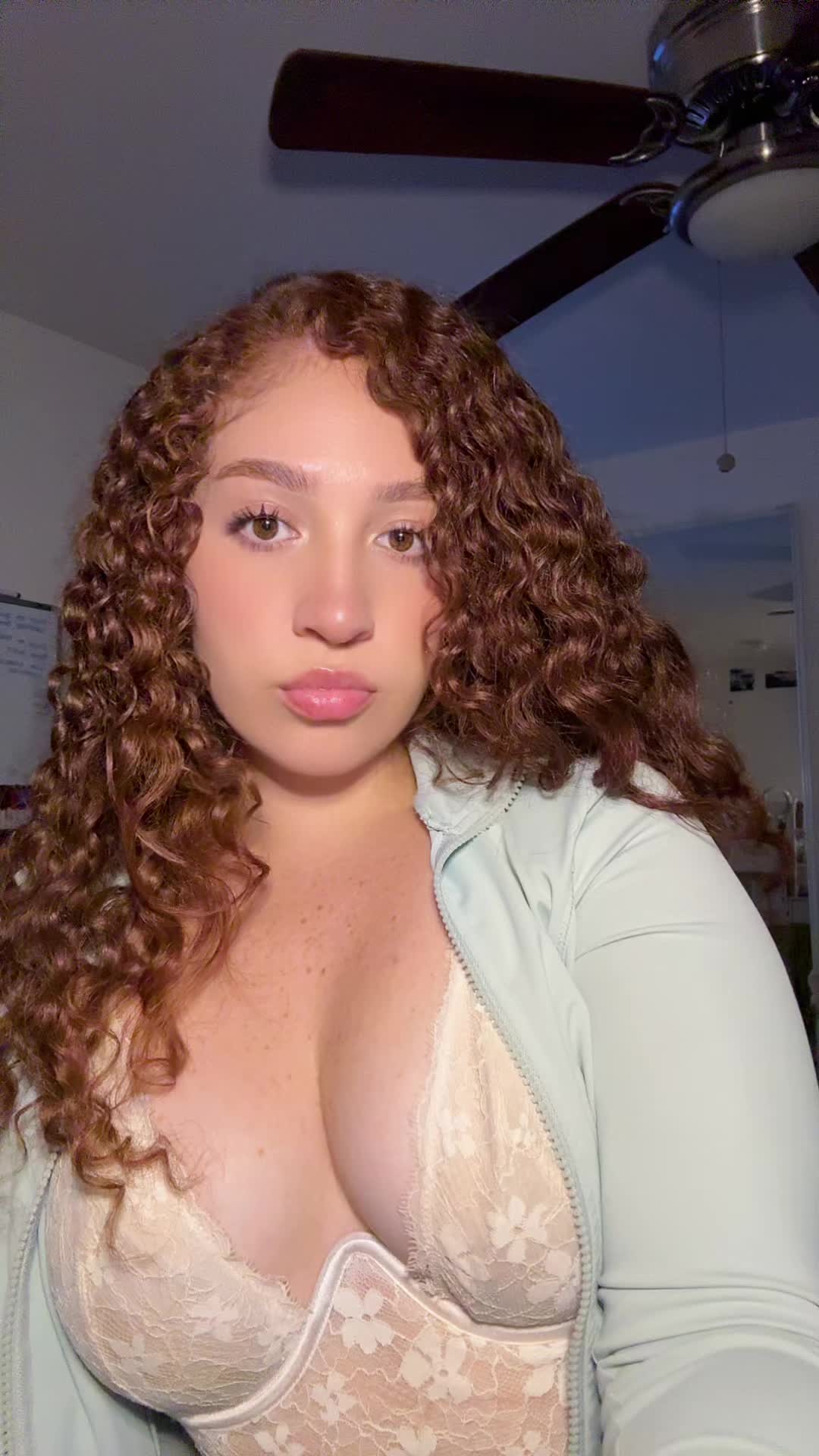 @Fryda Rios