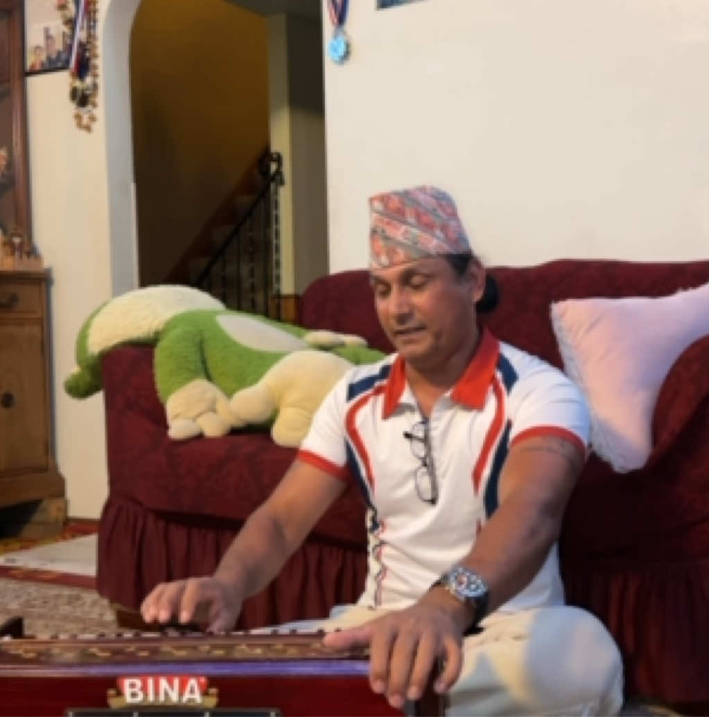 @पारदर्शी खरेल