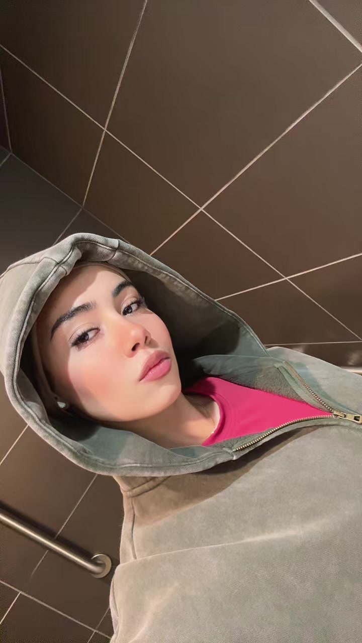@𓂀