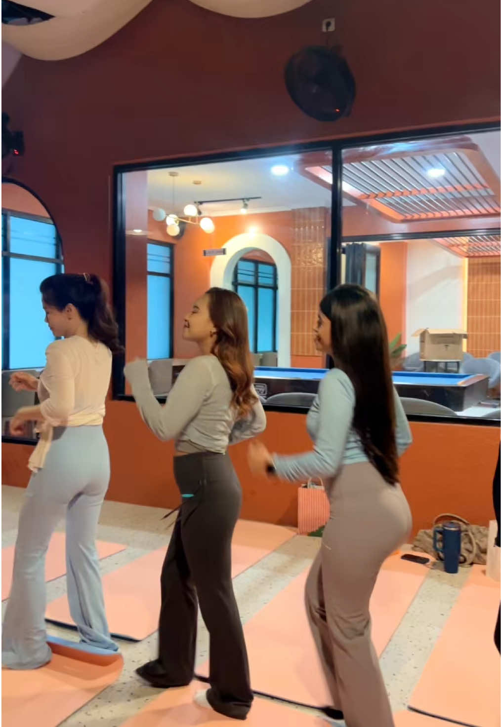 @Icongs