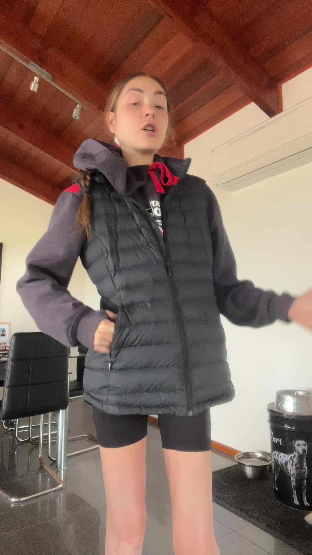 @Elise