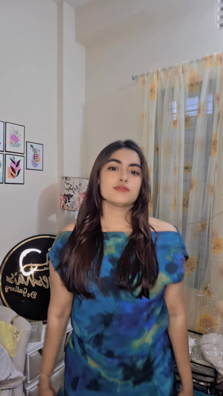 @ayeshas_de_gallery