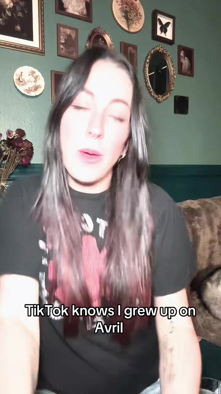 @Kat🖤