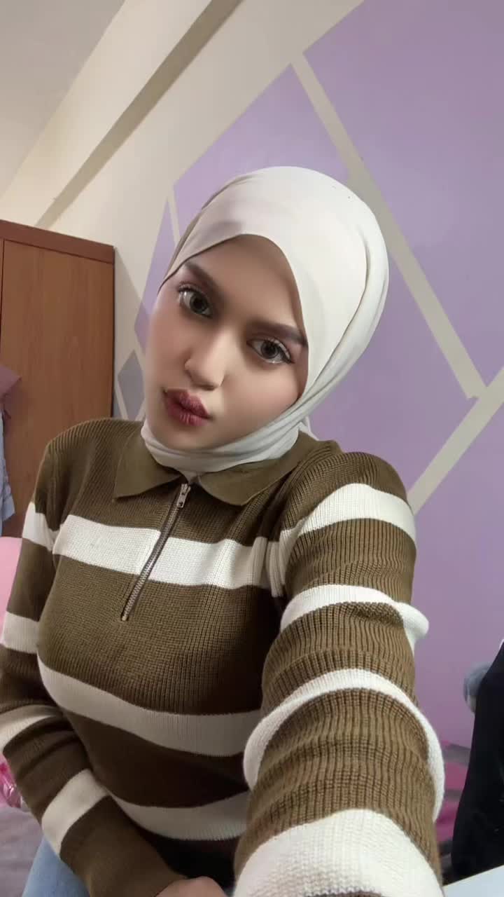@b 🍓