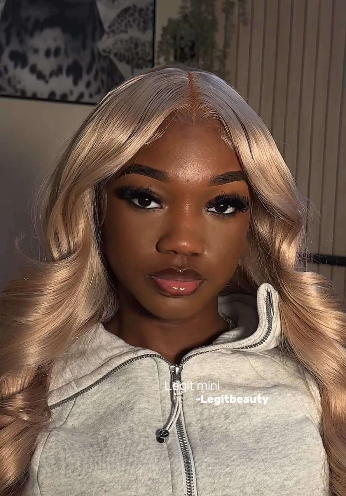 @Luxury Makeup Artist