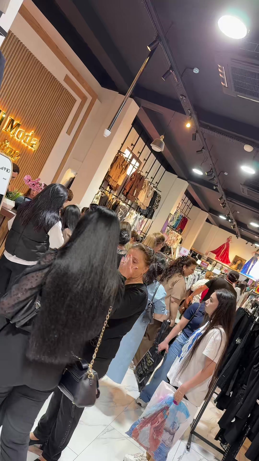 @Full moda gence