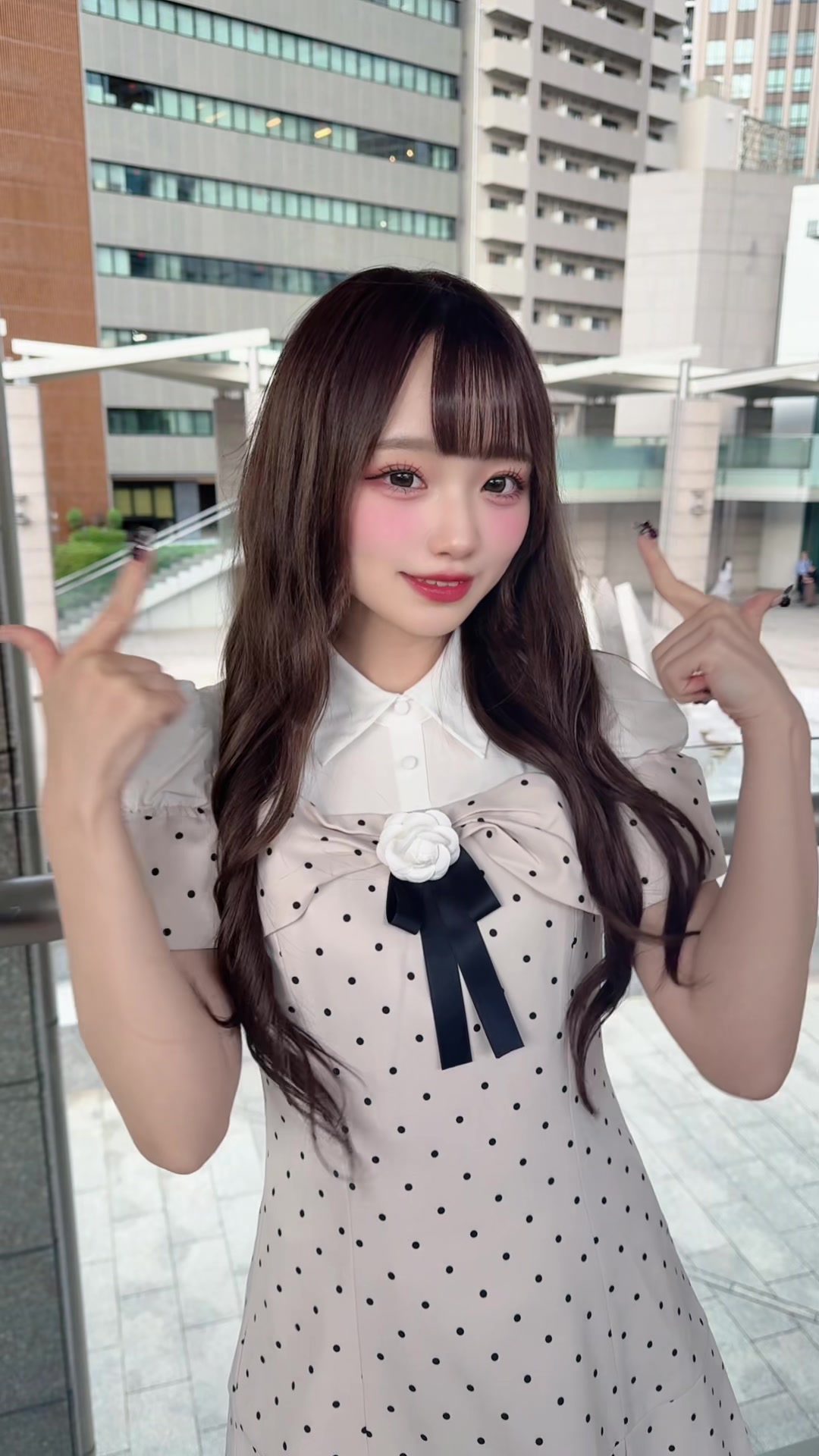 @にしのありさ