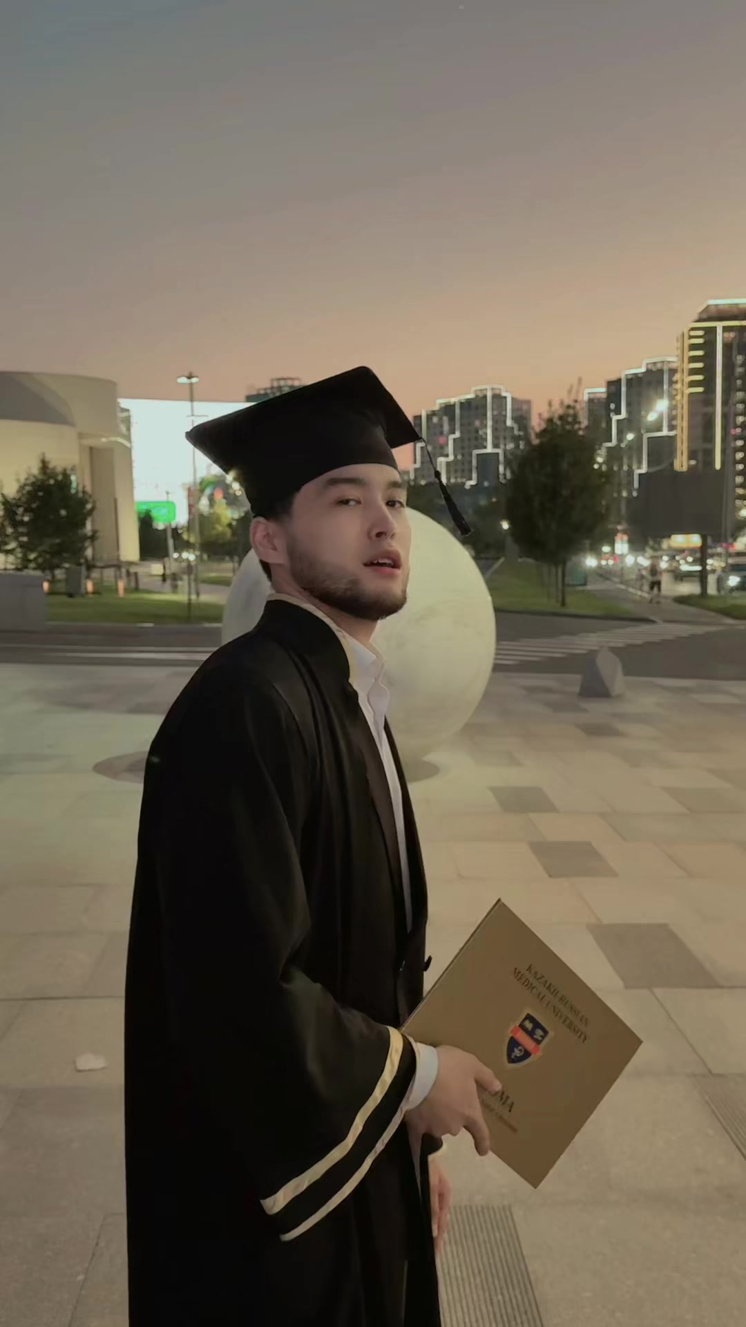 @Kosherhanov🇰🇿