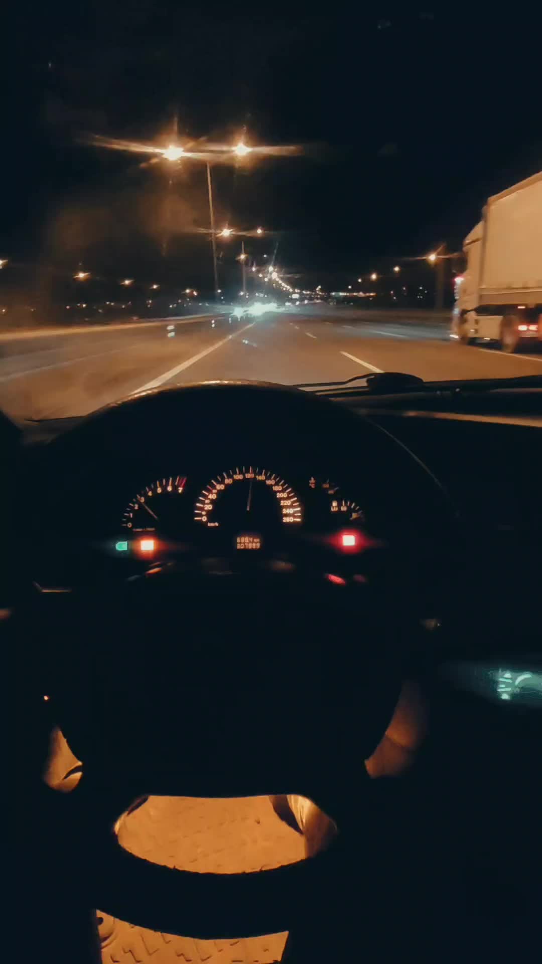 @Ümit Soğuksu