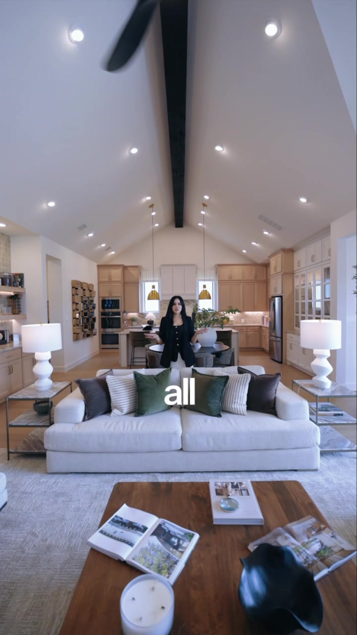 @roxiesellshouses