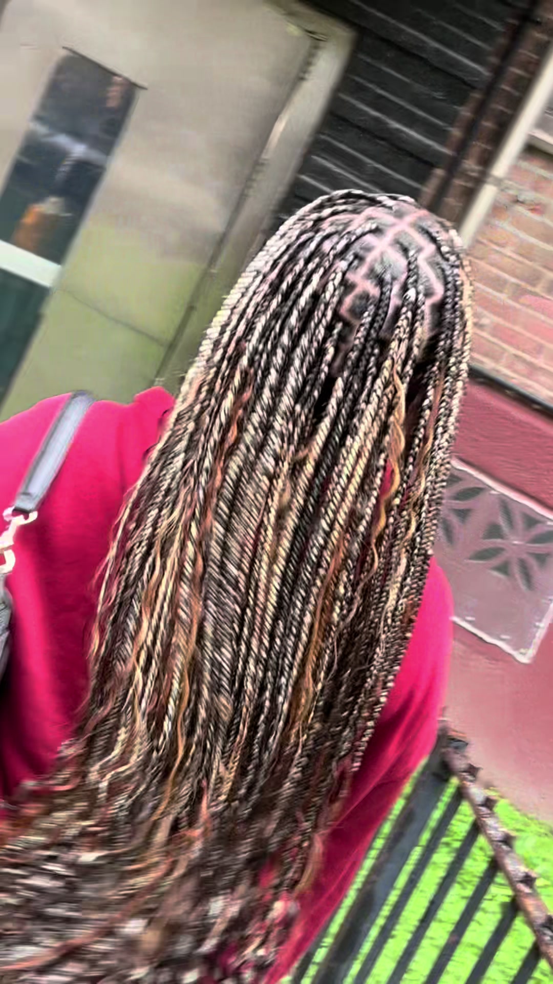 @VonnaStylez