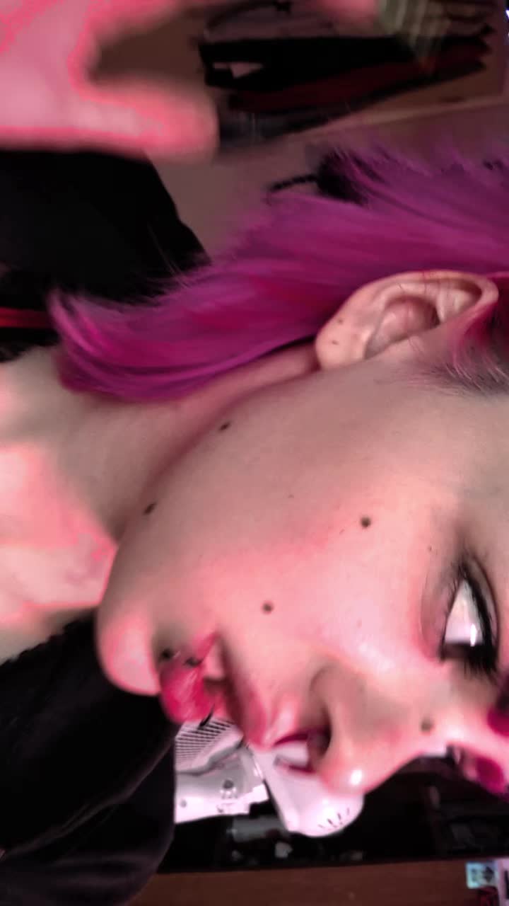 @𝕲𝖍𝖔𝖚𝖑𝖘𝖔𝖓
