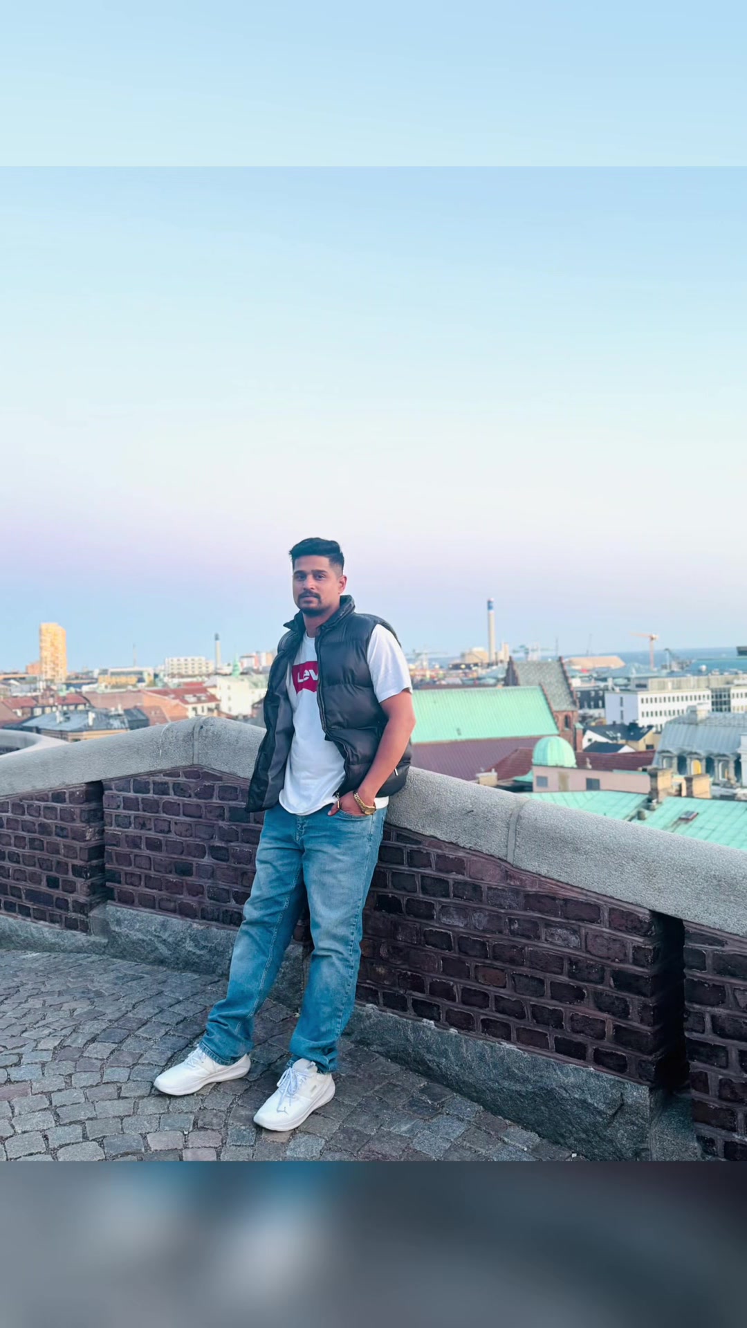 @Ali hasan🇸🇪🇵🇰