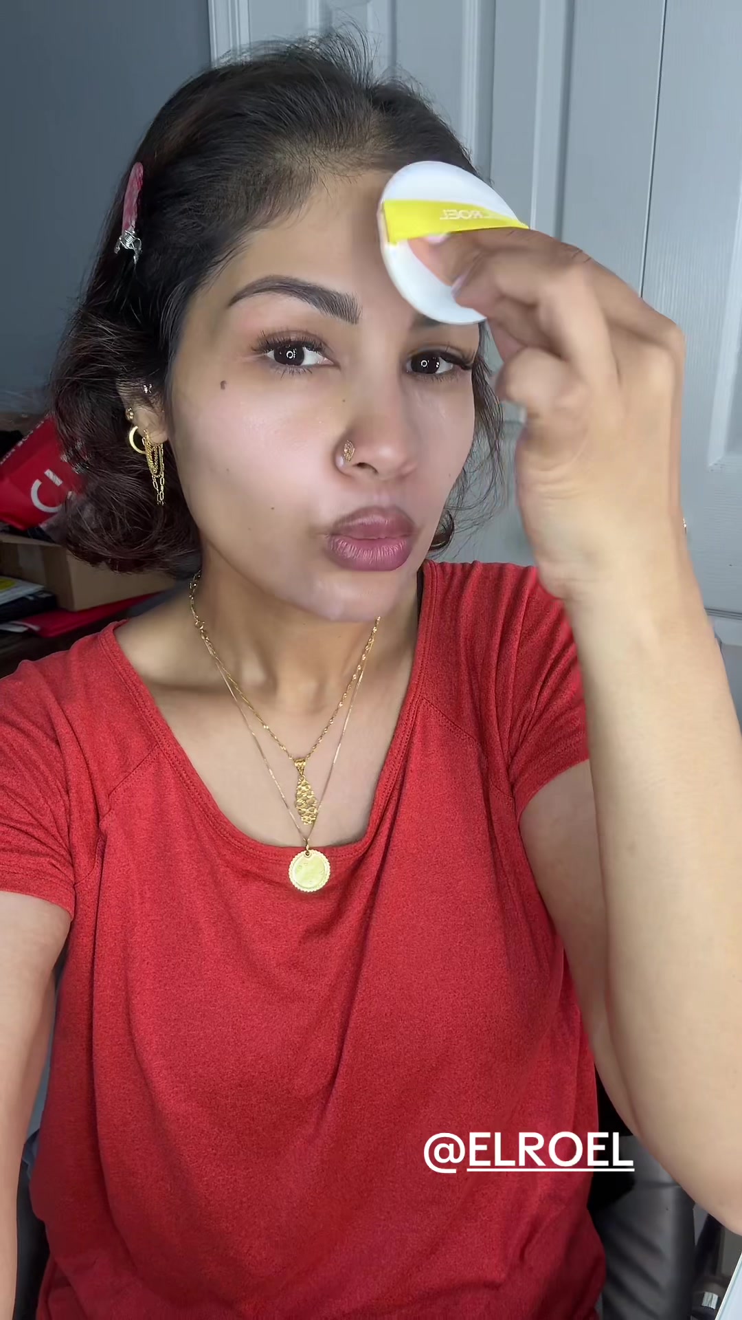 @MakeupLaveena
