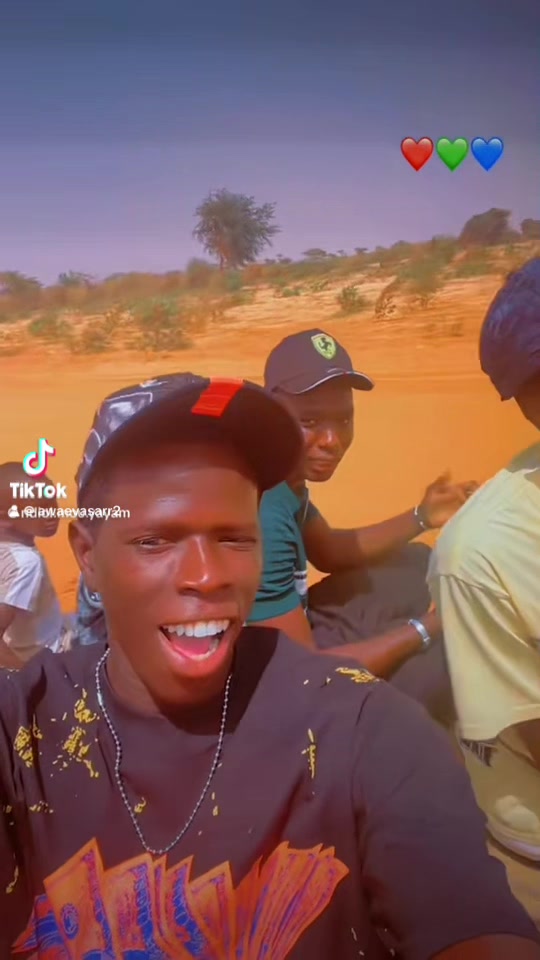 @Awa Eva sarr