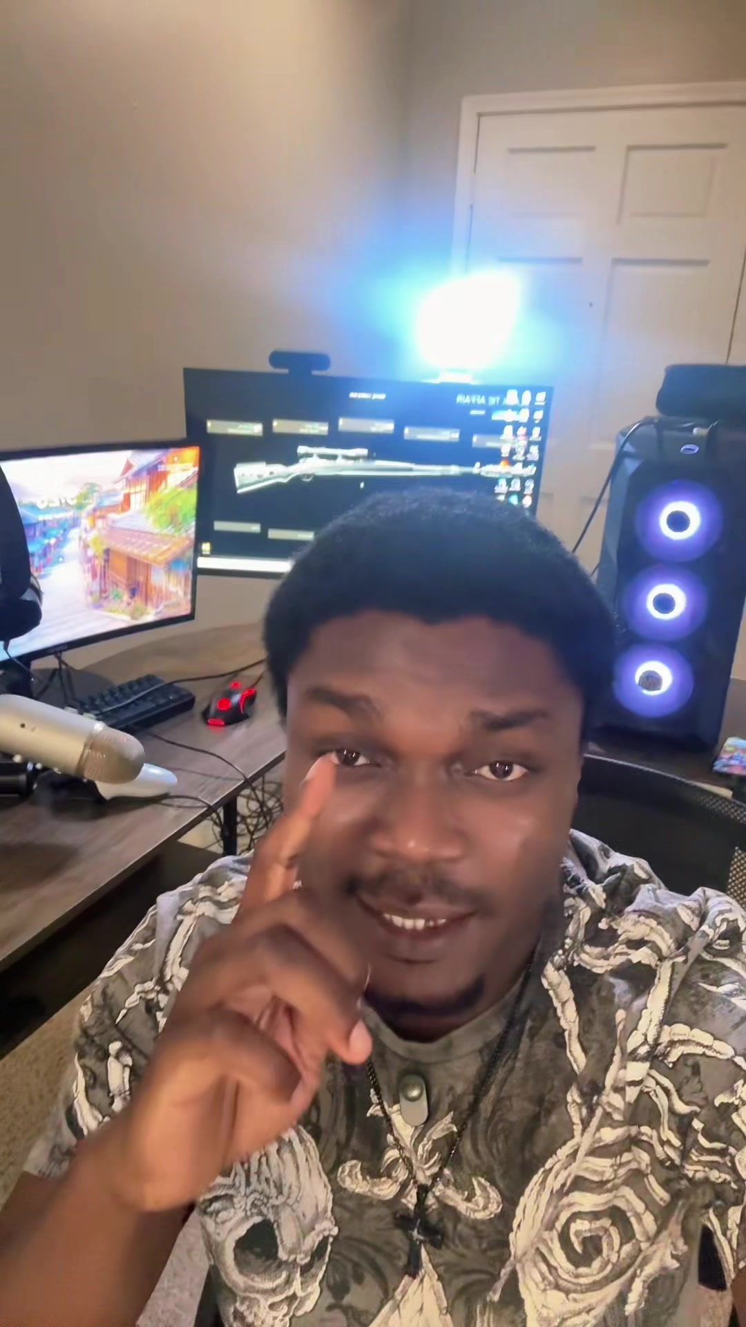 @OlukuBiscuit