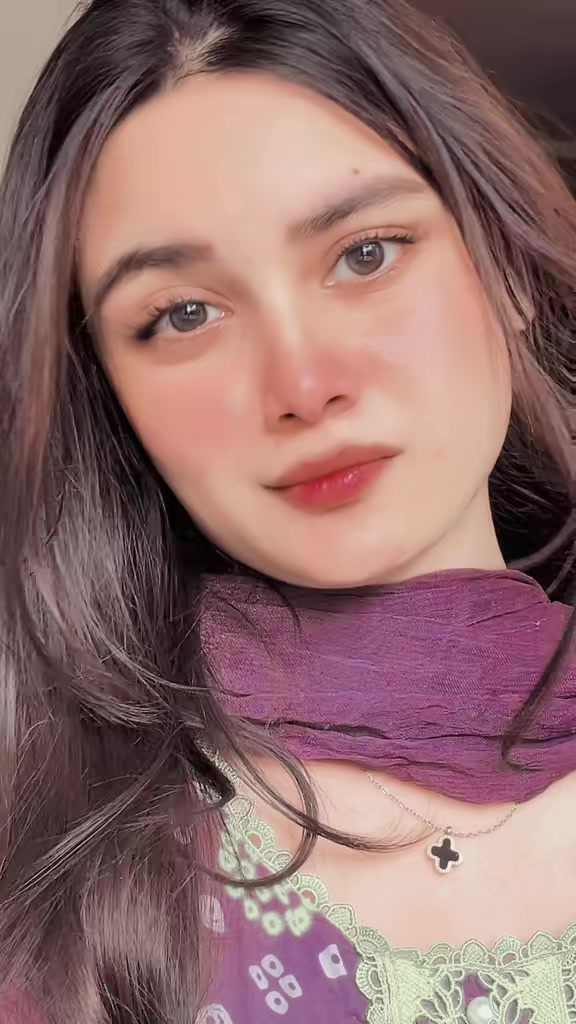 @Emaan🕊️✨
