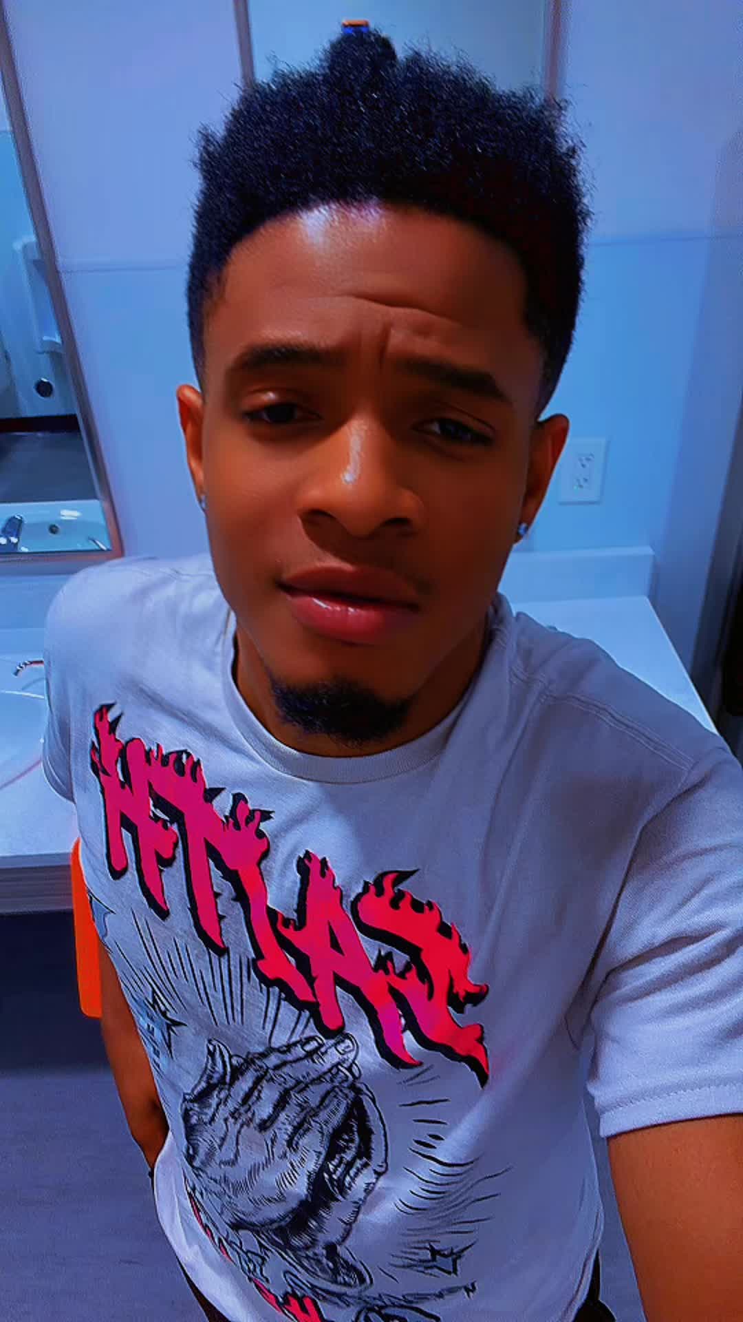 @Young Aiden 🤌🌹