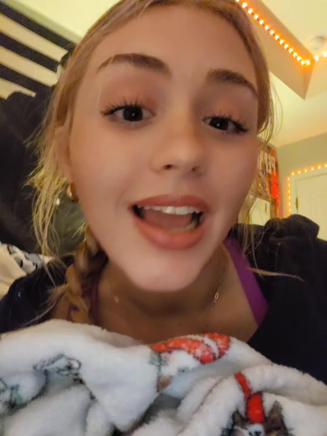 @Marisa 🥂