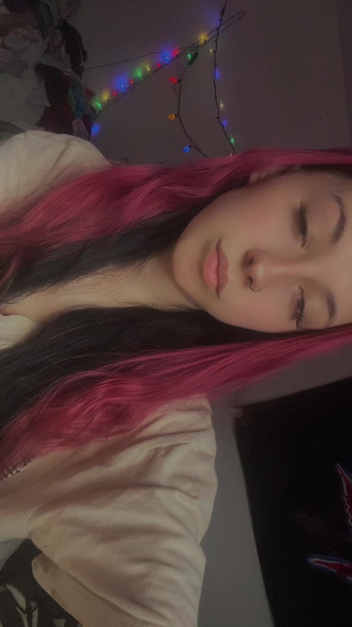 @LilRed 👑