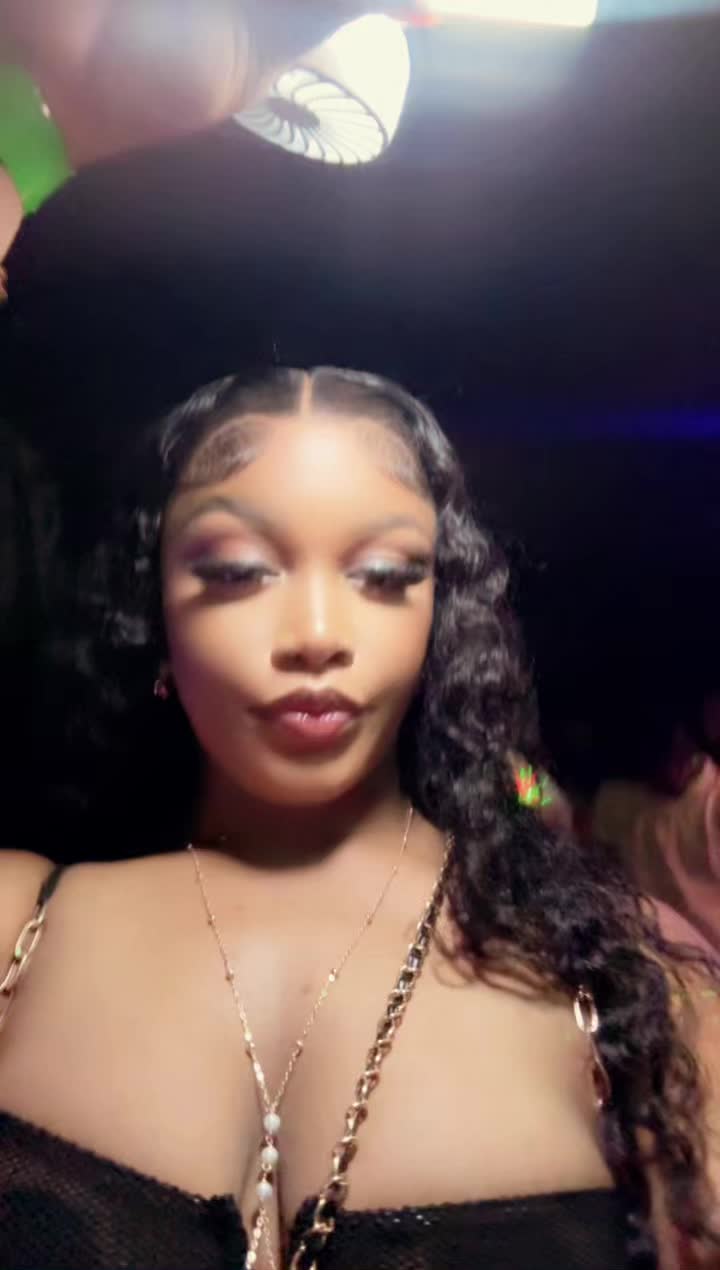 @Mieks⭐️!